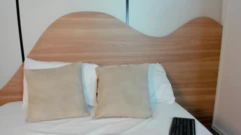 A L L I E online show from September 2025 03:05:01 AM