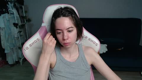 alice online show from April 2026 12:26:02 AM