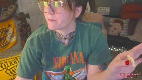 Snapshot of allieberrybb chatting on December 2024 03:18:02 AM bb online show from December 2024 03:18:02 AM