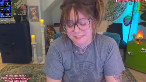 Snapshot of allieberrybb chatting on February 2025 06:35:01 AM bb online show from February 2025 06:35:01 AM