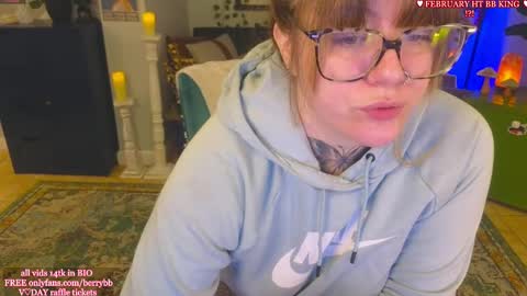 Snapshot of allieberrybb chatting on February 2025 01:51:02 PM bb online show from February 2025 01:51:02 PM