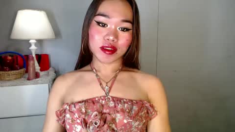 Snapshot of allirah20x chatting on December 2024 01:22:01 PM Allirah online show from December 2024 01:22:01 PM