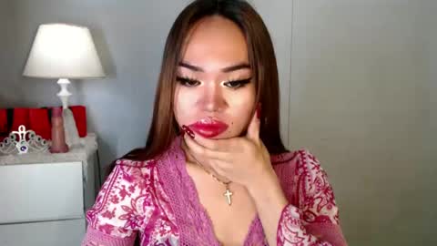 Snapshot of allirah20x chatting on December 2024 09:35:01 PM Allirah online show from December 2024 09:35:01 PM