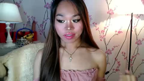 Snapshot of allirah20x chatting on January 2025 06:56:02 PM Allirah online show from January 2025 06:56:02 PM