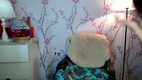 Snapshot of allirah20x chatting on February 2025 08:25:02 PM Allirah online show from February 2025 08:25:02 PM