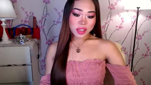 Snapshot of allirah20x chatting on March 2025 06:55:01 PM Allirah online show from March 2025 06:55:01 PM