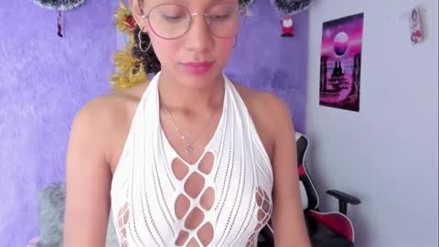 Snapshot of allis0n_ik chatting on December 2024 09:06:01 AM ALLIS0N IK online show from December 2024 09:06:01 AM