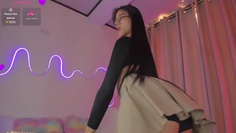 Snapshot of allison_alahia chatting on December 2025 03:10:01 PM Allison online show from December 2025 03:10:01 PM