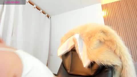 allison_fosther online show from November 2025 02:58:01 AM