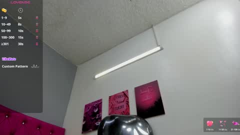 Snapshot of allison_garcia chatting on October 2025 07:10:02 PM ALLISON online show from October 2025 07:10:02 PM