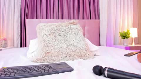 Allison online show from December 2024 10:34:01 PM