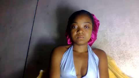 allizida01 online show from May 2026 10:37:01 PM