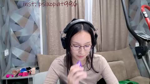 Snapshot of alllinaeve chatting on September 2025 09:51:01 PM Alina online show from September 2025 09:51:01 PM