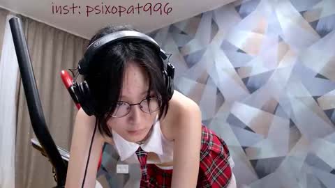 Snapshot of alllinaeve chatting on October 2025 09:02:01 PM Alina online show from October 2025 09:02:01 PM