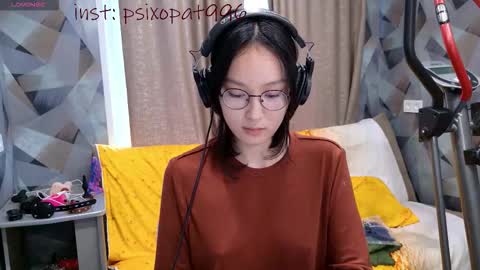 Snapshot of alllinaeve chatting on October 2025 06:47:01 AM Alina online show from October 2025 06:47:01 AM