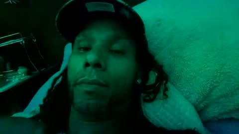 Snapshot of allthewayup10 chatting on September 2025 06:15:01 AM allthewayup10 online show from September 2025 06:15:01 AM