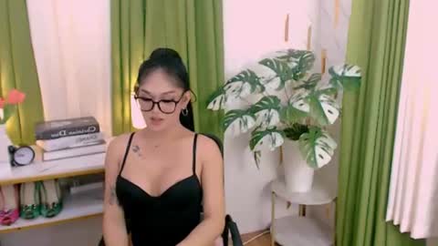Snapshot of alluring_brianna08 chatting on July 2026 05:25:01 AM Brianna online show from July 2026 05:25:01 AM