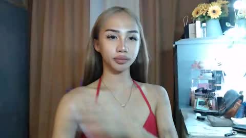 Snapshot of alluring_cesxoxo chatting on February 2026 08:12:02 PM Ces online show from February 2026 08:12:02 PM