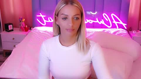 AlwaysHot online show from January 2025 07:24:01 AM