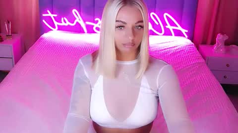 AlwaysHot online show from September 2025 02:14:01 AM