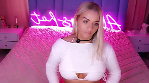 AlwaysHot online show from March 2026 02:28:02 AM