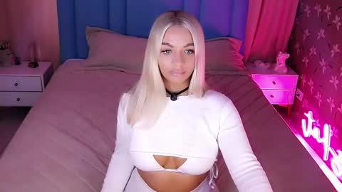 AlwaysHot online show from May 2026 01:03:02 AM