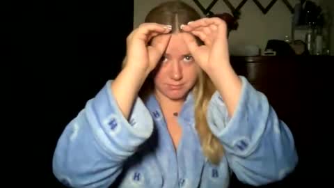 allyanalangel online show from November 2025 01:41:01 AM