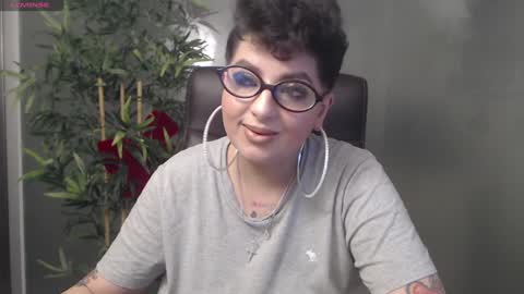         online show from December 2024 10:22:01 PM