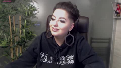         online show from January 2025 11:54:01 PM