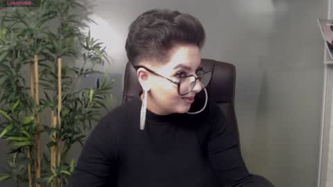         online show from January 2025 09:50:02 PM