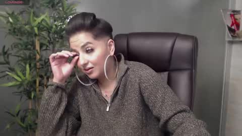         online show from February 2025 12:21:01 AM