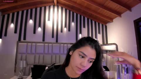 Alisson online show from November 2025 10:05:01 AM