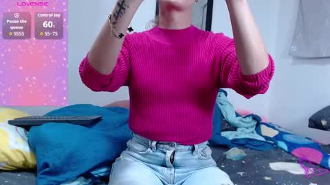 Allysonstonnes online show from October 2025 12:11:02 AM