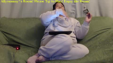 Allyssamay online show from January 2025 04:22:02 AM