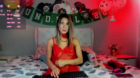 Snapshot of alma_rose_ chatting on July 2026 02:35:02 AM alma_rose_ online show from July 2026 02:35:02 AM