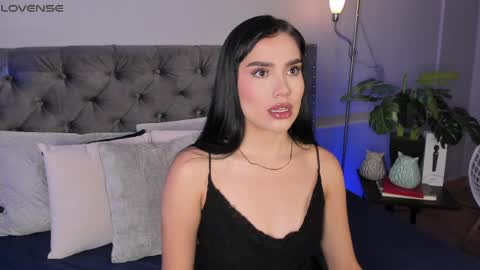 Snapshot of almablaze chatting on May 2026 02:46:01 PM Mia online show from May 2026 02:46:01 PM