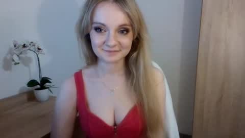 Snapshot of almanature chatting on January 2025 11:45:01 PM AlmaNature online show from January 2025 11:45:01 PM