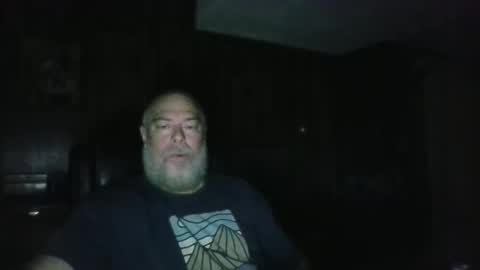 Snapshot of almostdaylight chatting on November 2025 11:43:02 AM AlmostDaylight online show from November 2025 11:43:02 AM