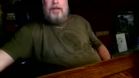 Snapshot of almostdaylight chatting on May 2026 01:07:02 PM AlmostDaylight online show from May 2026 01:07:02 PM