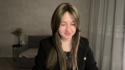 Snapshot of almostinnocent_ chatting on April 2026 08:17:02 PM Anna online show from April 2026 08:17:02 PM