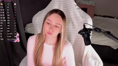 Snapshot of alodiaacomb chatting on February 2026 03:14:02 AM Lia online show from February 2026 03:14:02 AM