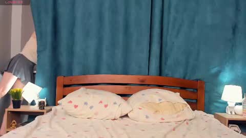 Alona online show from June 2026 07:05:02 PM