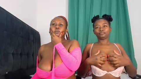 Snapshot of alotta_titties chatting on June 2026 10:03:02 PM alotta_titties online show from June 2026 10:03:02 PM