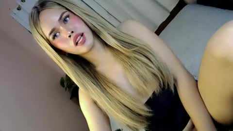 LEXY online show from January 2025 04:54:01 PM