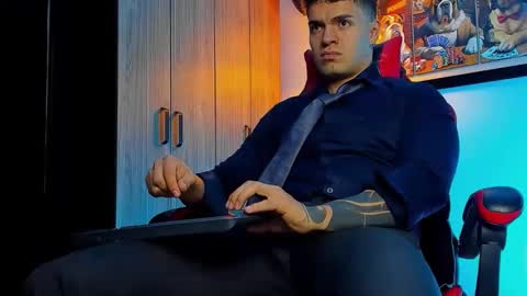 alpha_dominus_ online show from November 2025 04:45:02 AM