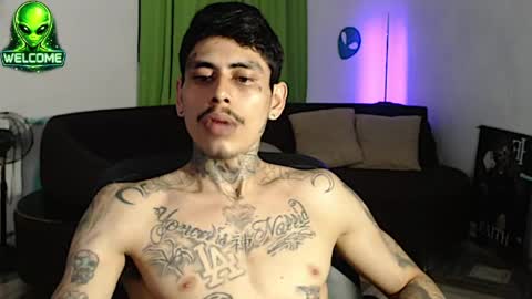Alpha Zom online show from May 2026 01:25:02 AM