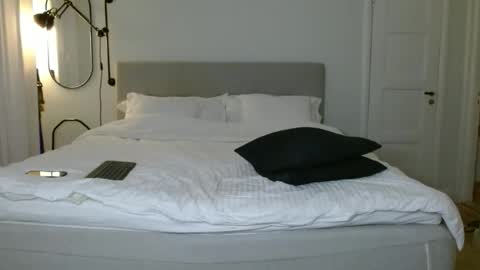 alphahung23 online show from February 2026 06:22:01 AM