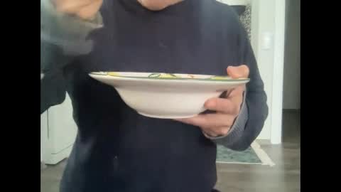 Snapshot of alphandre chatting on January 2025 01:22:01 PM AlphAndre online show from January 2025 01:22:01 PM