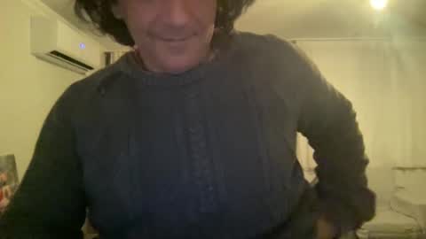 Snapshot of alphandre chatting on January 2025 04:13:02 PM AlphAndre online show from January 2025 04:13:02 PM