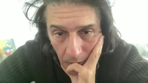 Snapshot of alphandre chatting on February 2025 12:26:02 PM AlphAndre online show from February 2025 12:26:02 PM